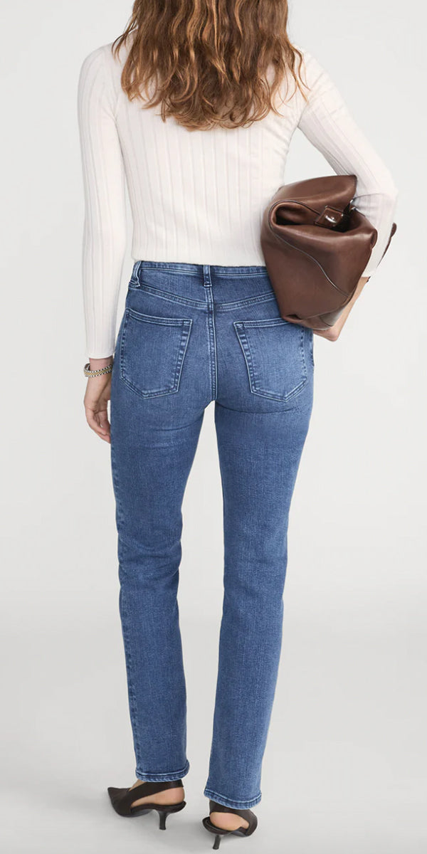 FRAME Le Sleek Straight Jean